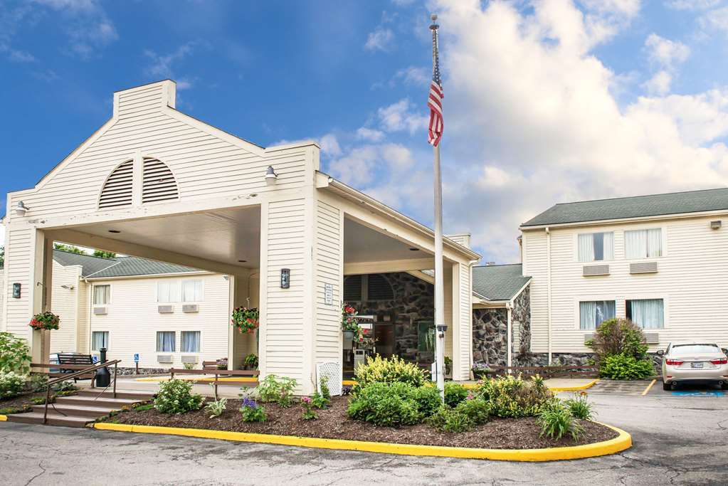 Quality Inn & Suites Ню Касъл Екстериор снимка